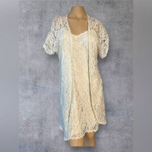 Shadowline Lace Robe & Nighty Set – Vintage Elegance